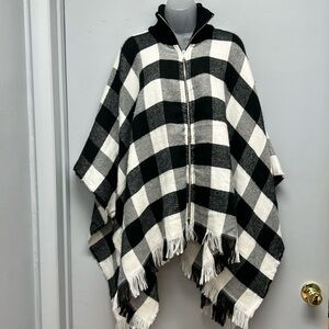 NWT Lucky Belle Plaid Sweater Cape